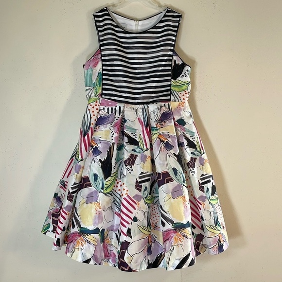Pippa & Julie Big Girl’s 14 Floral Party Dress. - Picture 2 of 13